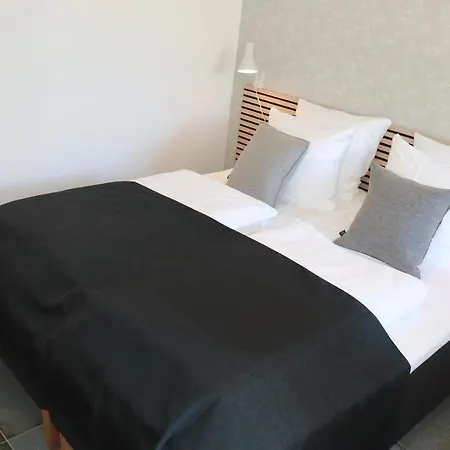 Hotel Petite *